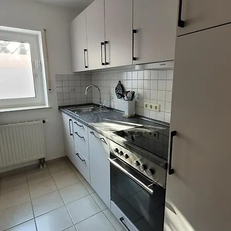 Zwischen Wald Und Reben Апартаменты Gollheim