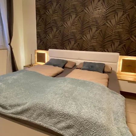 Апартаменты Zwischen Wald Und Reben *